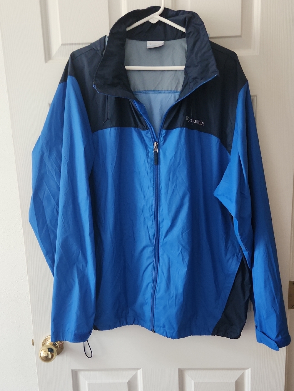 Columbia Men's Royal and Navy Blue Windbreaker Jacket